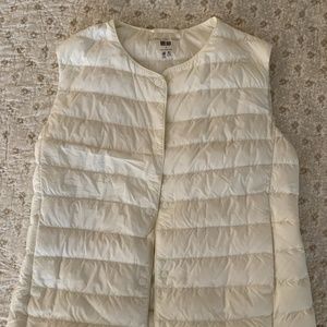 Uniqlo vest, size S